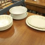 832 1221 DINNER SET